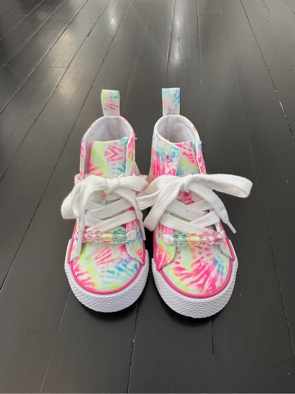 Kids Tie-Dye High-Top Sneakers with Beaded Accent - White/Pastel